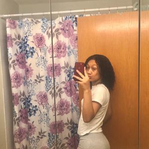 Meet your Posher, Siah